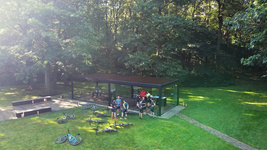 Use your pergola as a mancave.