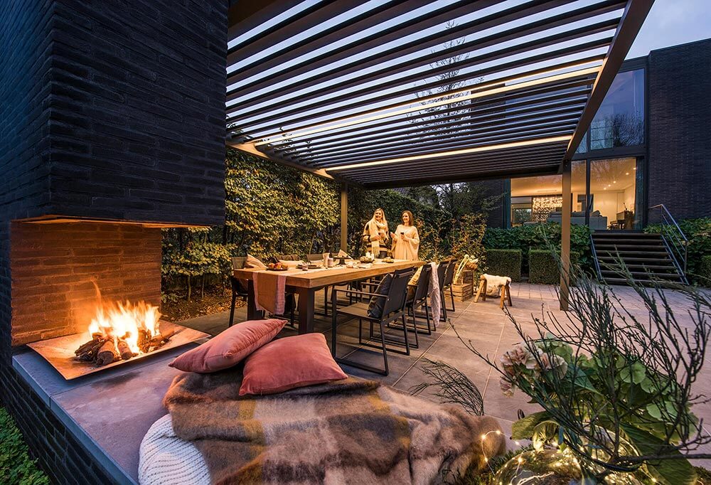 A Carport Or Pergola With Horizontal Lighting 124 Renson Outdoor